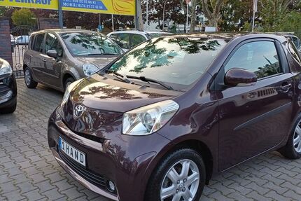 Toyota IQ 69.644 km 4.850 € Berlin Wittenau -Reinickendorf 13407