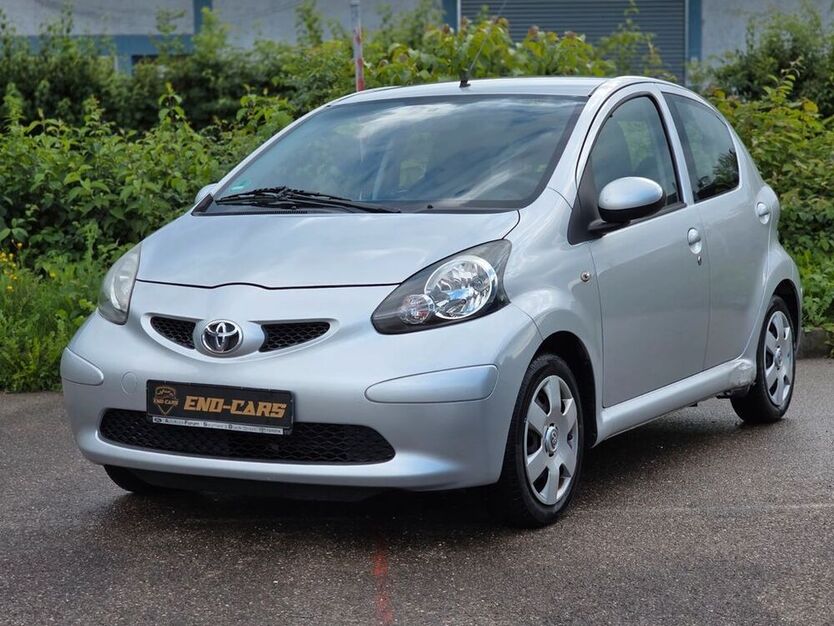 Aygo (X)