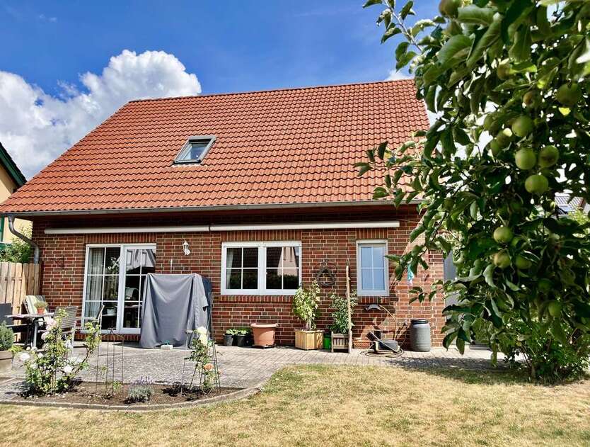 Haus zum Kaufen in Wolfsburg 439.000 € 123.95 m²
