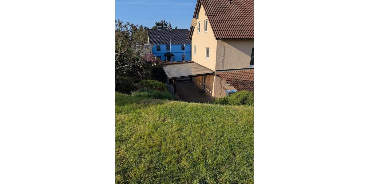Einfamilienhaus Torgau - 8 Zimmer, 200 m&sup2;, 320.000&euro; | Angebot:26261215