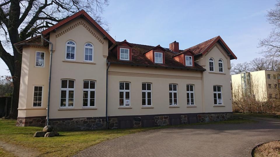 Büroräume am Stadtrand von Ludwigslust mit viel Grün zimmer