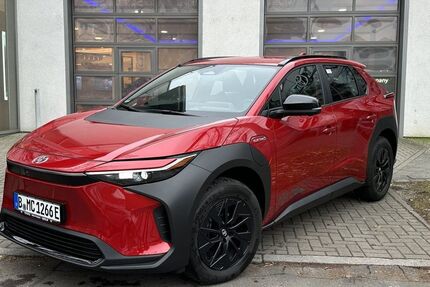 Toyota bZ4X 15.000 km 32.850 € Berlin 13403