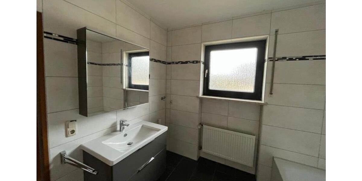 Maisonettenwohnung Cham - 4 Zimmer, 120 m&sup2;, 980&euro; | Angebot:26271629