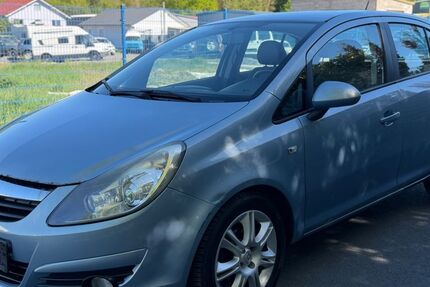 Opel Corsa 157.000 km 1.500 &euro; Limeshain 63674