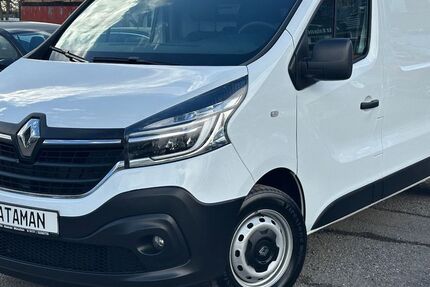 Renault Trafic 69.050 km 14.999 &euro; München 81243