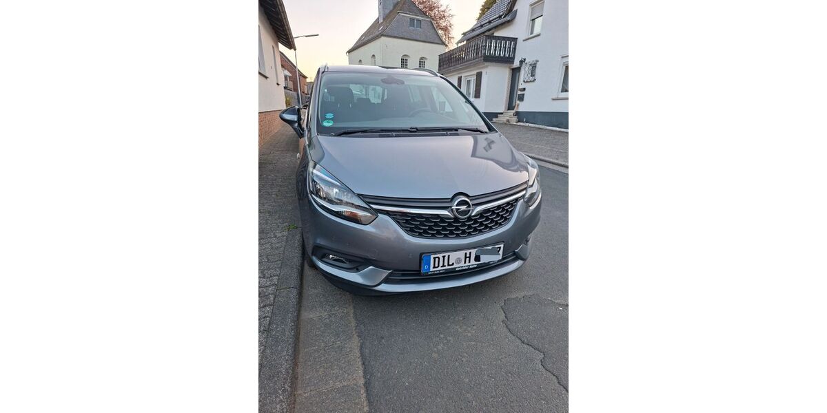 Opel Zafira Tourer 92.000 km 13.950 &euro; Haiger 35708