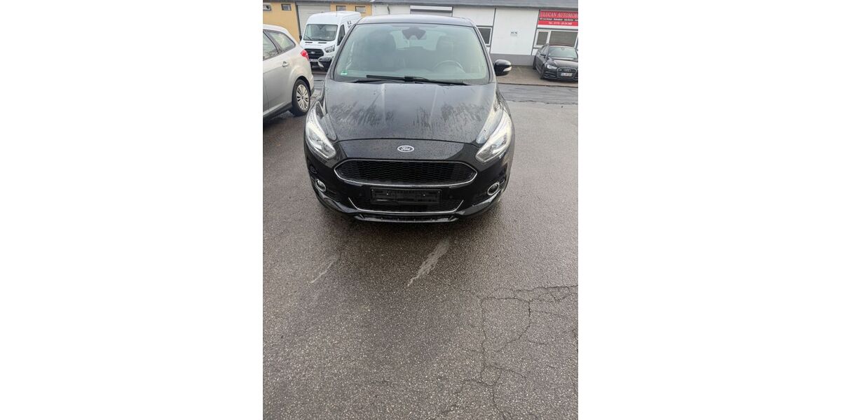 Ford S-Max 149.000 km 14.999 &euro; Köln 51105