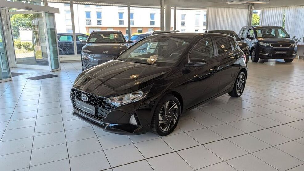 i20