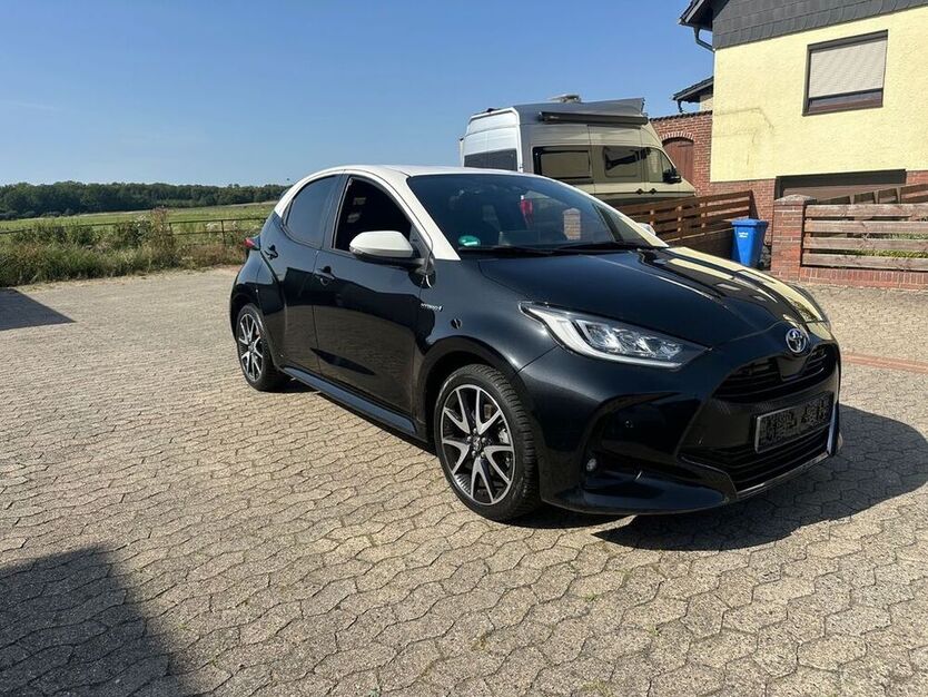 Yaris