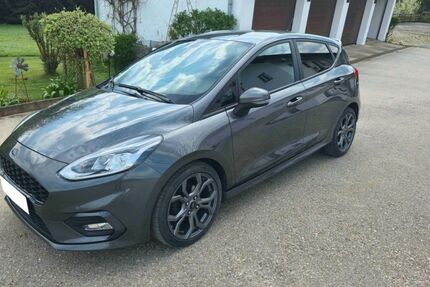 Ford Fiesta 79.000 km 10.500 &euro; Perach 84567