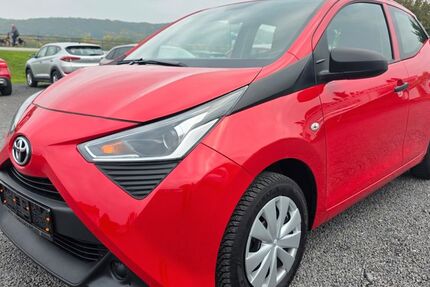 Toyota Aygo (X) 12.000 km 7.990 &euro; Oberwinter 53424