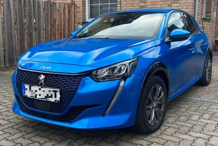 Peugeot 208 31.350 km 14.800 € Sankt Sebastian 56220