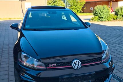 VW Golf 101.042 km 20.500 &euro; Polling 82398