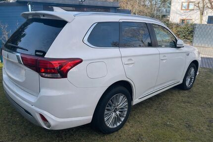 Mitsubishi Outlander 186.000 km 15.500 &euro; Stahnsdorf 14532