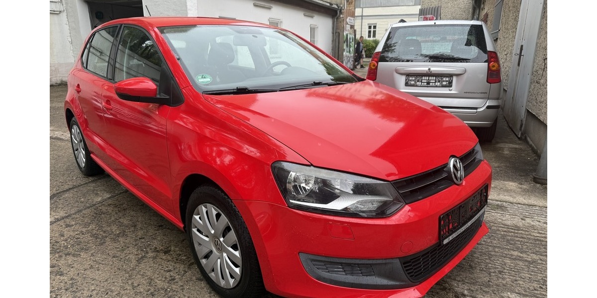 VW Polo 1.4 Comfortline Automatic Scheckheft 85.926 km 7.900 &euro; Berlin 10247
