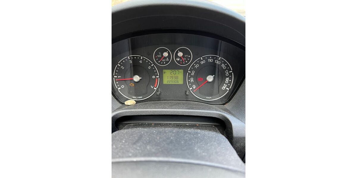 Ford Fiesta 229.306 km 1.000 &euro; Wisch 24217