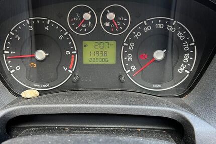 Ford Fiesta 229.306 km 850 &euro; Wisch 24217