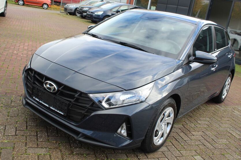 Hyundai i20 25.300 km 12.900 € Großefehn 26629