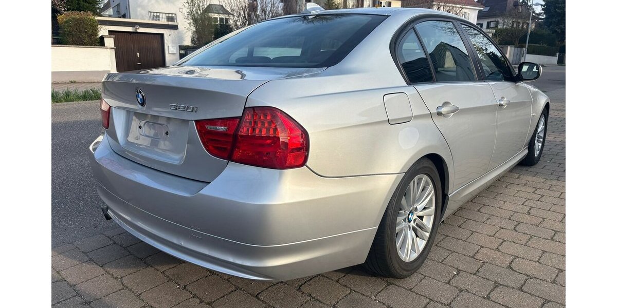 BMW 320i 167.000 km 5.990 &euro; Neckarsulm 74172