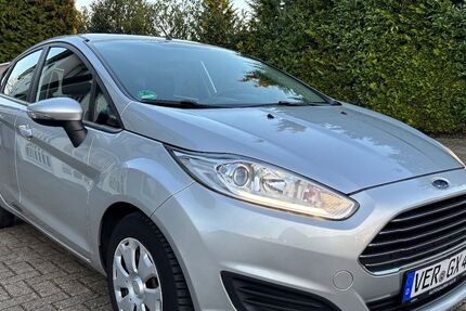 Ford Fiesta 179.600 km 4.500 &euro; Achim 28832