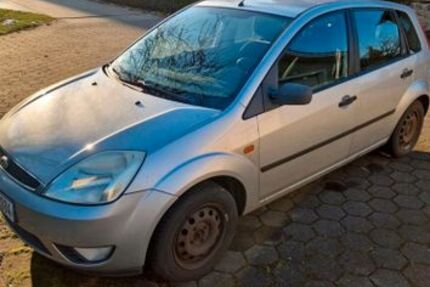 Ford Fiesta 237.000 km 550 &euro; Detmold 32758