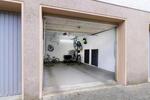 Wohnung mit Garage, Garten und Einbauküche von privat