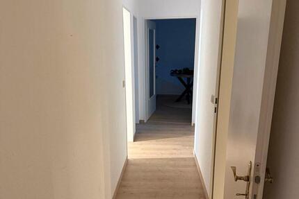 Wohnung Bremen Neustadt - 4 Zimmer, 90 m&sup2;, 1.400&euro; | Angebot:26285230
