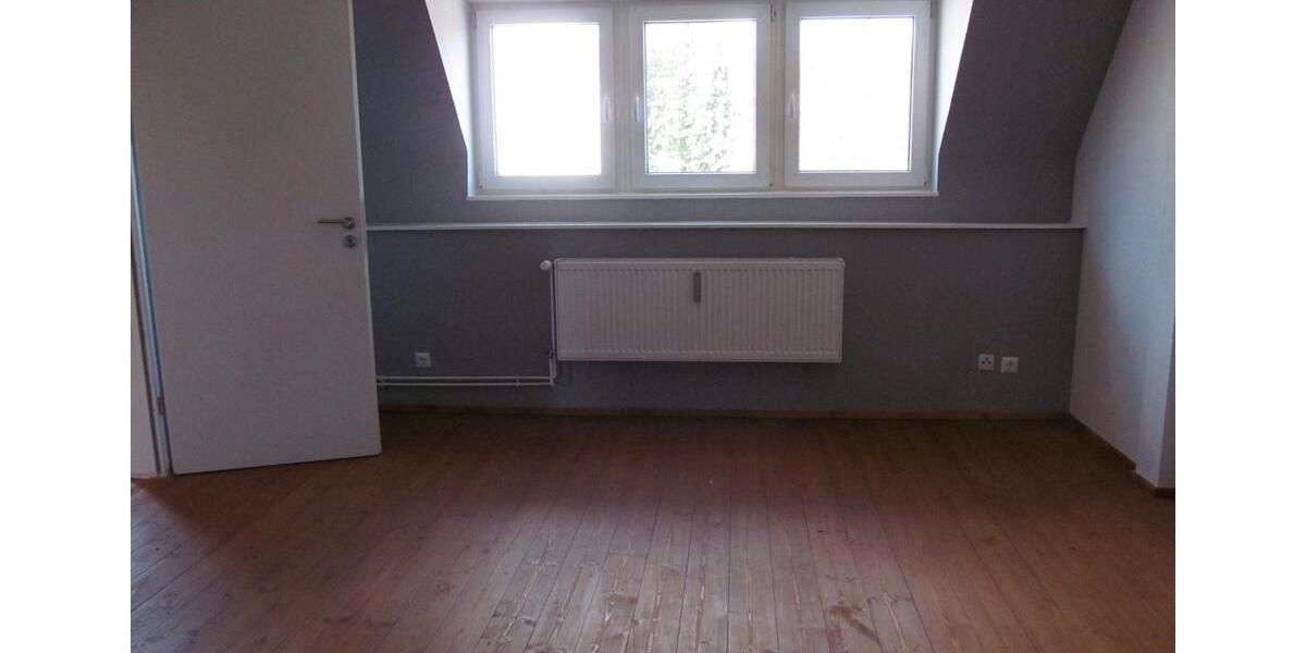 Etagenwohnung Preetz - 3 Zimmer, 96 m&sup2;, 938&euro; | Angebot:26517794