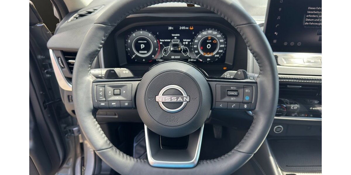 Nissan Qashqai N-Connecta XTronic *Navi/LED/Kamera360/PDC 17.303 km 25.690 &euro; Bamberg 96052