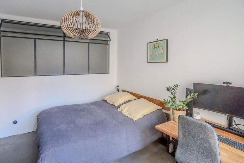 Modernes Loft mit Südbalkon & Stellplatz - Zentrale Lage in Nürnberg 5 zimmer
