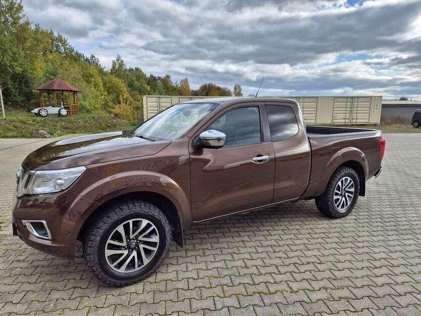 Nissan Navara 66.400 km 21.500 € Daun 54550