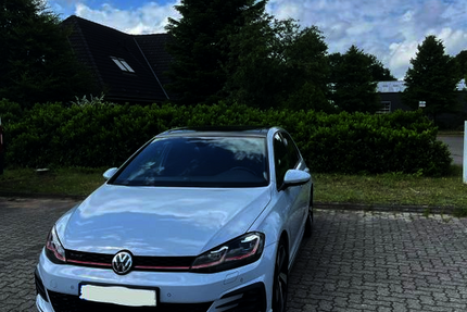 VW Golf 114.313 km 19.500 &euro; Osterrönfeld 24783