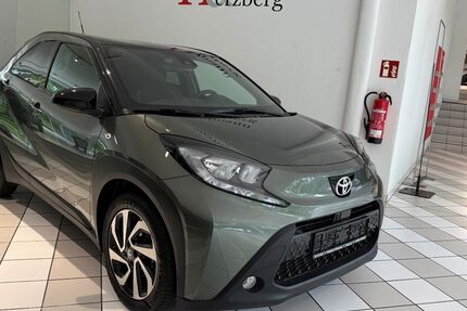 Toyota Aygo (X) 30.590 km 14.490 &euro; Siegburg 53721