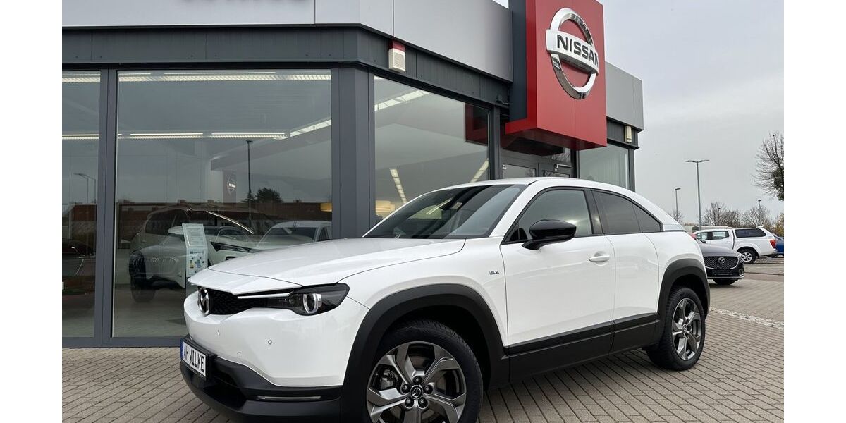 Mazda MX-30 18.986 km 16.490 &euro; Magdeburg 39120