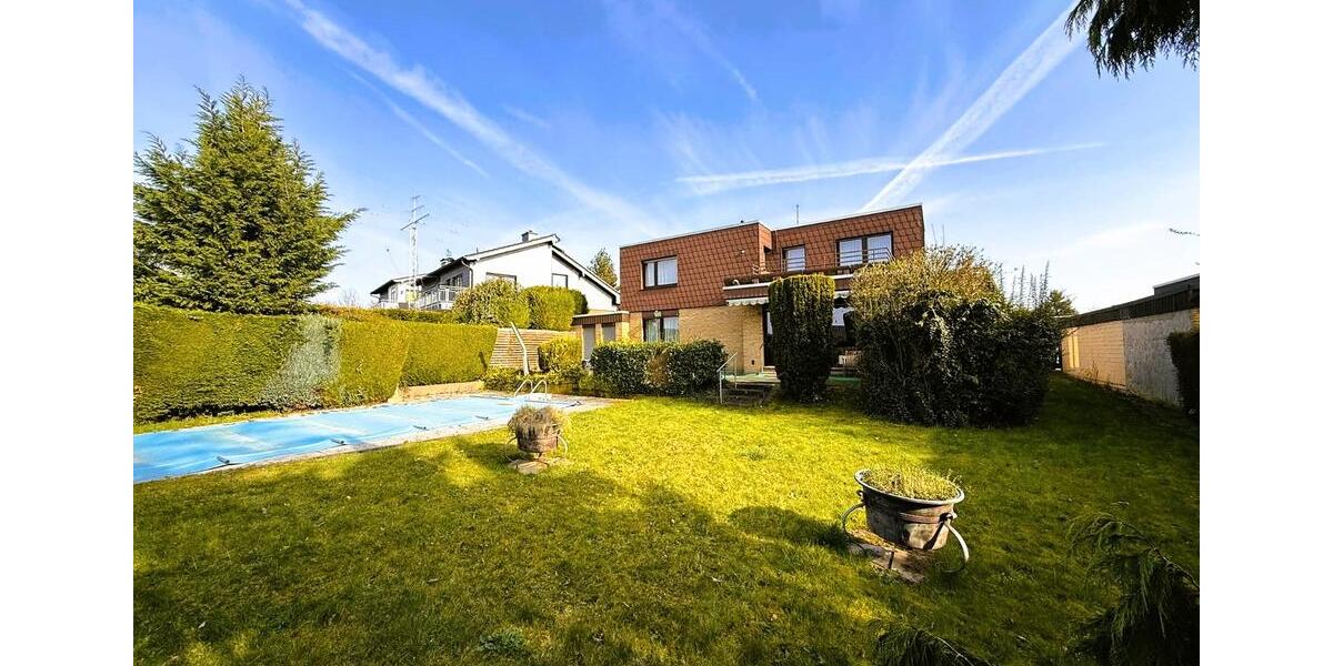 Einfamilienhaus Hückelhoven - 7 Zimmer, 210 m&sup2;, 490.000&euro; | Angebot:25992369