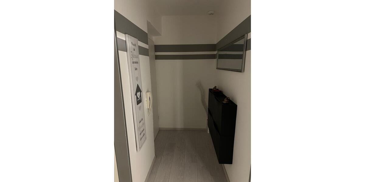 Etagenwohnung Ludwigshafen am Rhein Rheingönheim - 2.5 Zimmer, 65 m&sup2;, 180.000&euro; | Angebot:26039253