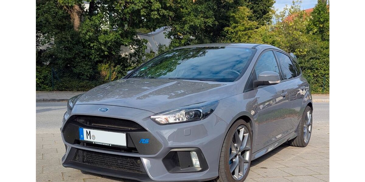 Ford Focus 78.000 km 28.800 &euro; München 80689
