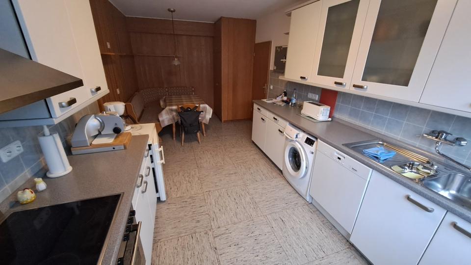 Reihenhaus Roßdorf - 9 Zimmer, 107 m&sup2;, 1.400&euro; | Angebot:25046795