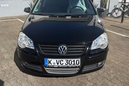 VW Polo 164.552 km 2.800 &euro; Düsseldorf 40223