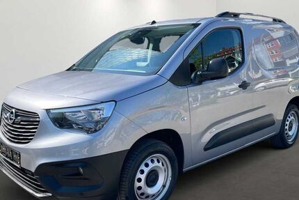 Opel Combo 38.500 km 19.890 € München 80339