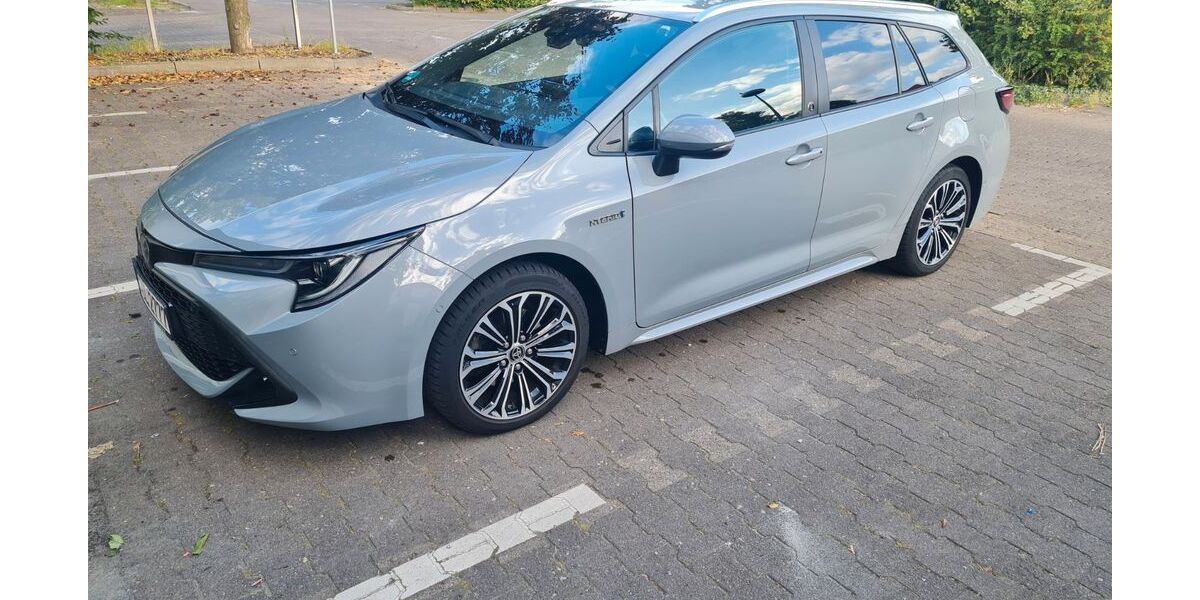 Toyota Corolla 69.011 km 21.000 &euro; Berlin 13409