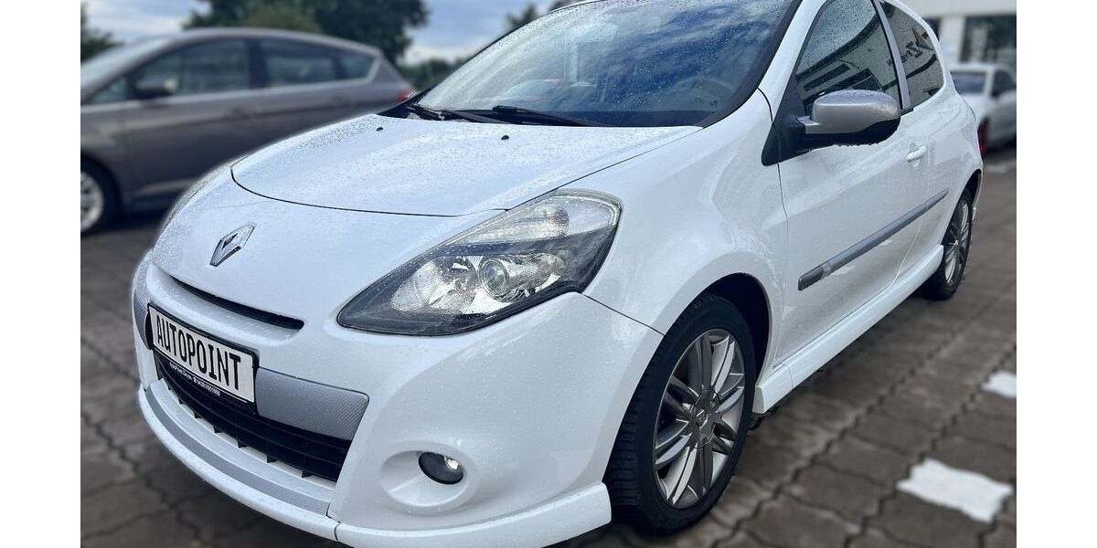 Renault Clio 65.000 km 5.850 &euro; Zeven 27404