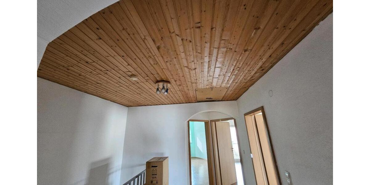 Doppelhaushälfte Wörth am Rhein - 6 Zimmer, 140 m&sup2;, 1.300&euro; | Angebot:25843112