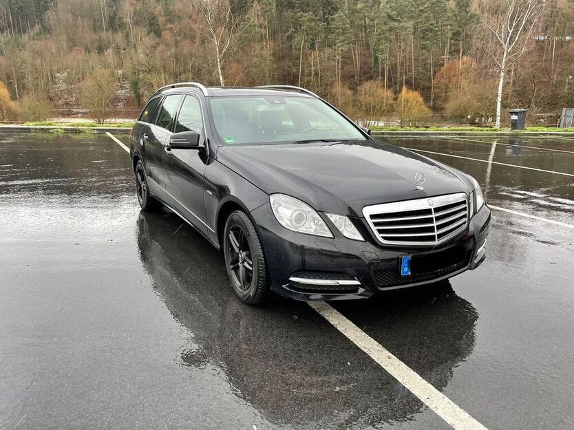E 300