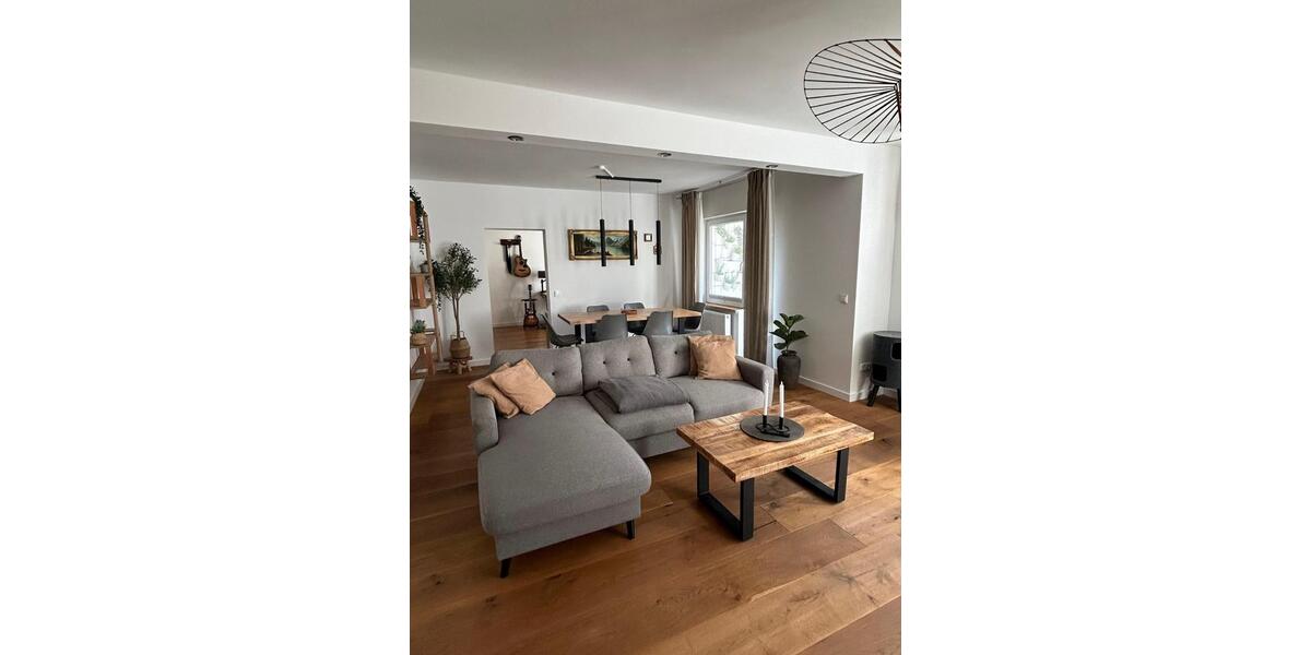 Etagenwohnung Essen Stadtbezirk III - 5 Zimmer, 109 m&sup2;, 292.000&euro; | Angebot:25642573