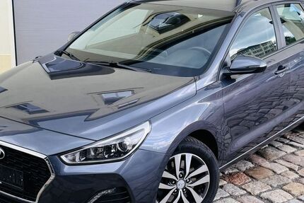 Hyundai i30 67.763 km 12.890 &euro; Dresden 01257