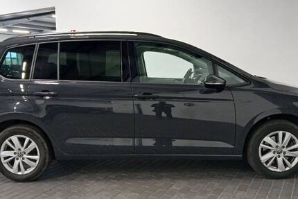 VW Touran 23.712 km 31.900 &euro; Greiz 07973