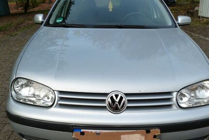 VW Golf 161.000 km 2.800 &euro; Tuttlingen 78532