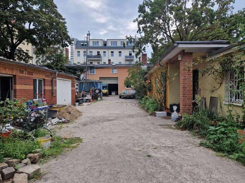 Grundstück zu verkaufen in Berlin - Adlershof 1.700.000 € 796 m²