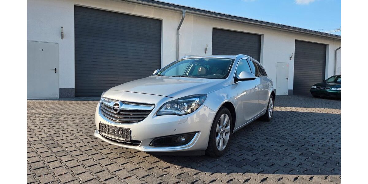 Opel Insignia 107.878 km 9.600 &euro; Büren 33142